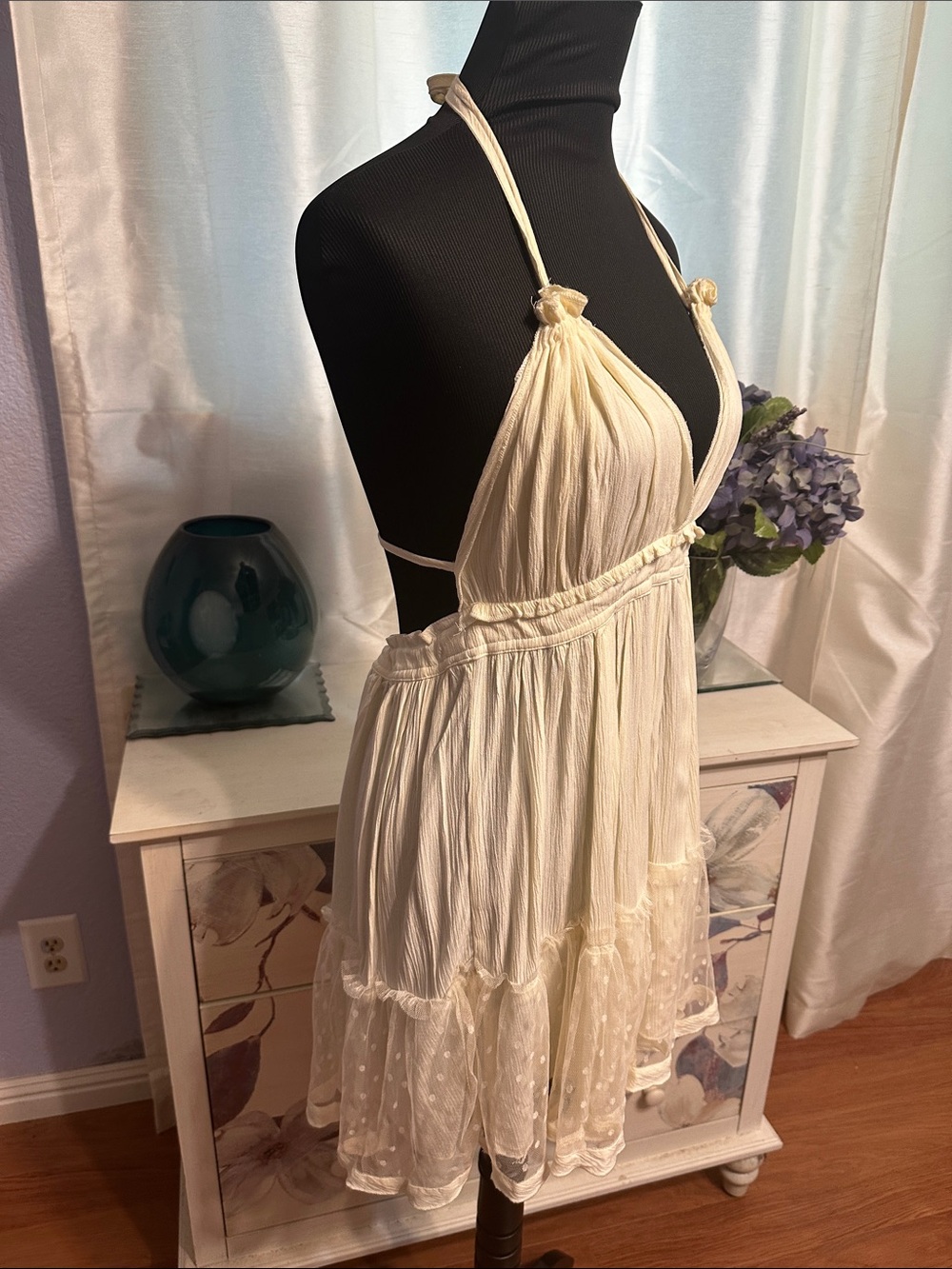 Lacy Cream Halter Babydoll Dress - Unbranded - Picture 4 of 7